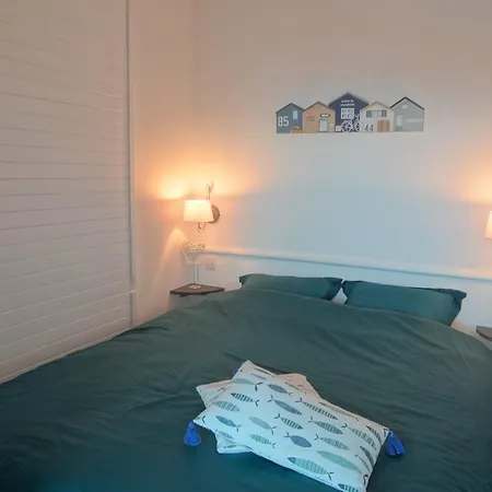 In For 4 Persons, Cleaning Included Apartment *
