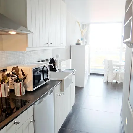In Near The Beach, Cleaning Included * Nieuwpoort