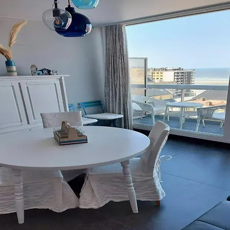 In Near The Beach, Cleaning Included Apartman *